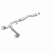 Load image into Gallery viewer, MagnaFlow Direct Fit Catalytic Converter 2015 Colorado 3.6 Underbody - 52612