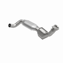 Load image into Gallery viewer, MagnaFlow Direct Fit Catalytic Converter 01-02 Ford F-150 5.4L - 51324