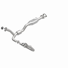 Load image into Gallery viewer, MagnaFlow Conv DF S10 Pickup 01-03 6 4.3L - 93226