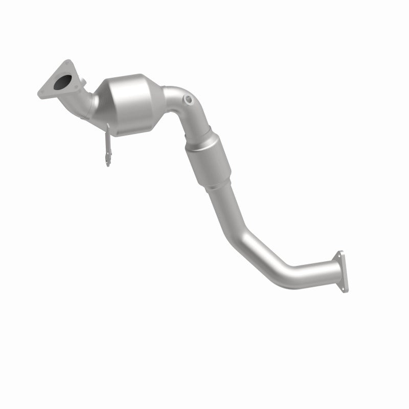 MagnaFlow Direct Fit Catalytic Converter 07 VW Touareg 3.6L Rear close - 51947