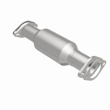 Load image into Gallery viewer, Magnaflow 07-10 Kia Sedona 3.8L California Grade CARB Compliant DF Catalytic Converter - 5592447