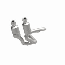 Load image into Gallery viewer, MagnaFlow Direct Fit Catalytic Converter 99-00 Grand Cherokee 4.0L - 447187