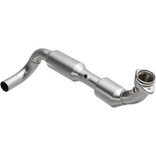 Load image into Gallery viewer, MagnaFlow 03-04 Ford Expedition 5.4L Direct Fit Converter - 4583087
