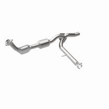Load image into Gallery viewer, MagnaFlow 04-06 F-150 V8 4.6 OEM Underbody Direct Fit Converter - 52450