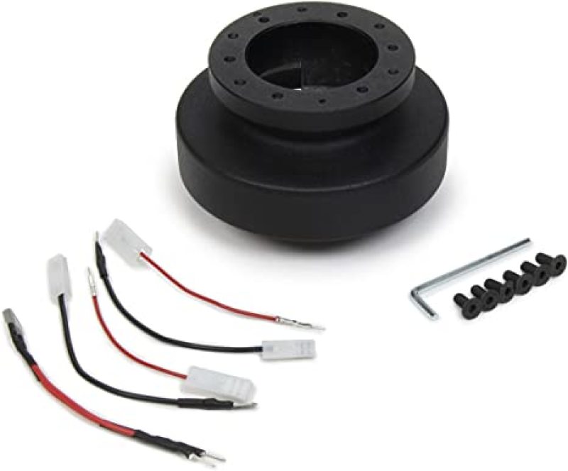 OMP 98-06 BMW E46 3 Series/ BMW E46 5 Series Steering Wheel Hub Adapter - OD0-1960-BM789A