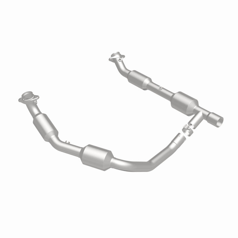 MagnaFlow Direct Fit Catalytic Converter 05-06 Ford E-350 Super Duty 5.4L - 5481439