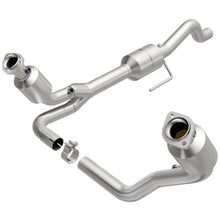 Load image into Gallery viewer, MagnaFlow Direct Fit Catalytic Converter 00-03 Dodge Durango 4.7L - 51338