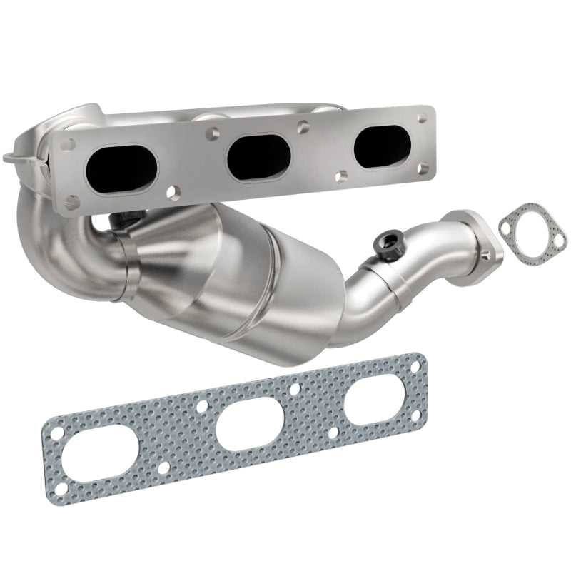 MagnaFlow Direct Fit Catalytic Converter BMW 5 99-00 Rear - 452466
