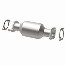 Load image into Gallery viewer, MagnaFlow 11-12 Sedona 3.5L Underbody Direct Fit Converter - 52874
