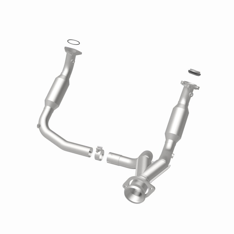 MagnaFlow 09-10 Cadillac Escalade 6.2L Direct Fit Converter - 5551631