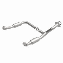 Load image into Gallery viewer, MagnaFlow 2006 Ford Explorer 4.6L Direct Fit Converter - 5451672