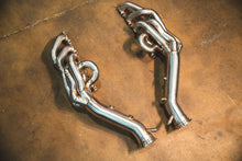 Load image into Gallery viewer, Audi R8 / Lamborghini Gallardo LP / Lamborghini Huracan Free Flow Headers