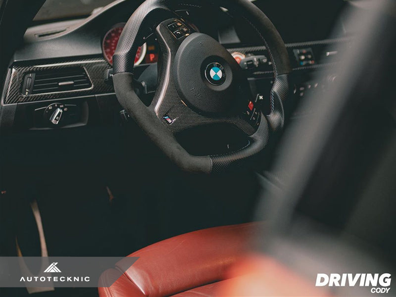 AutoTecknic Carbon Fiber Steering Wheel Trim - BMW E9X M3 | E82 1M Coupe