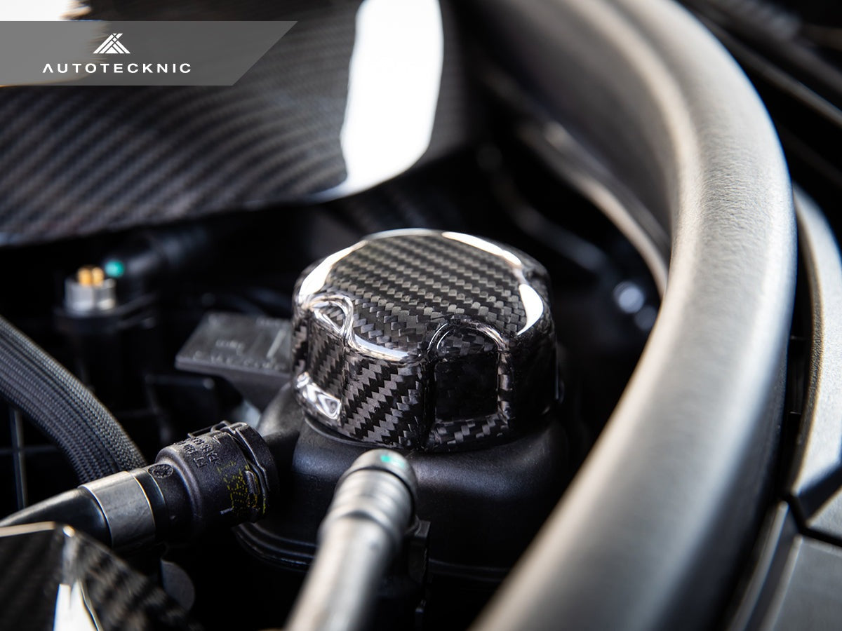 AutoTecknic Dry Carbon Charge Cooler Tank Cap Cover - BMW F91/ F92/ F93 M8