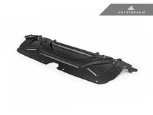 Load image into Gallery viewer, AutoTecknic Dry Carbon Fiber Crosslink Cooling Shroud - BMW G90/ G99 M5