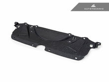 Load image into Gallery viewer, AutoTecknic Dry Carbon Fiber Crosslink Cooling Shroud - BMW G90/ G99 M5