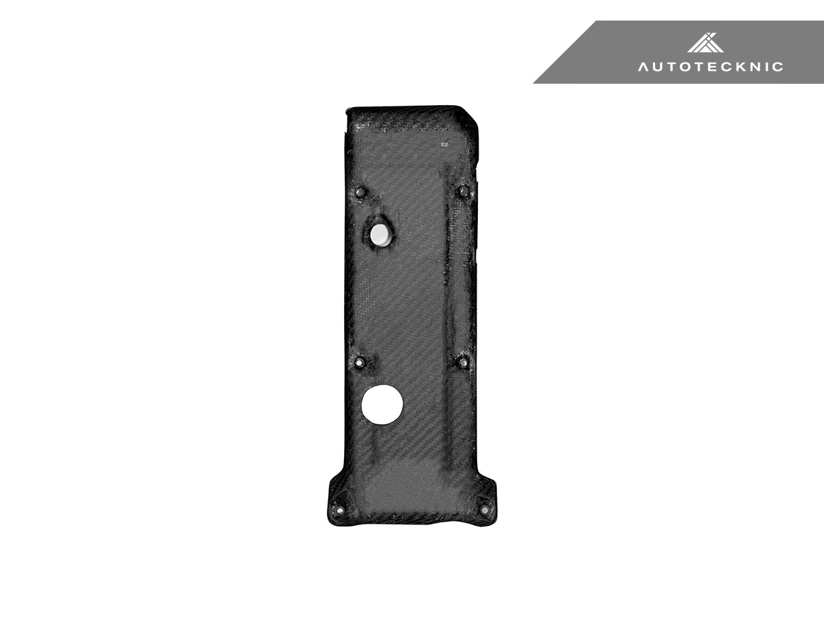 AutoTecknic Pre-Preg Carbon Engine Cover - BMW E46 M3