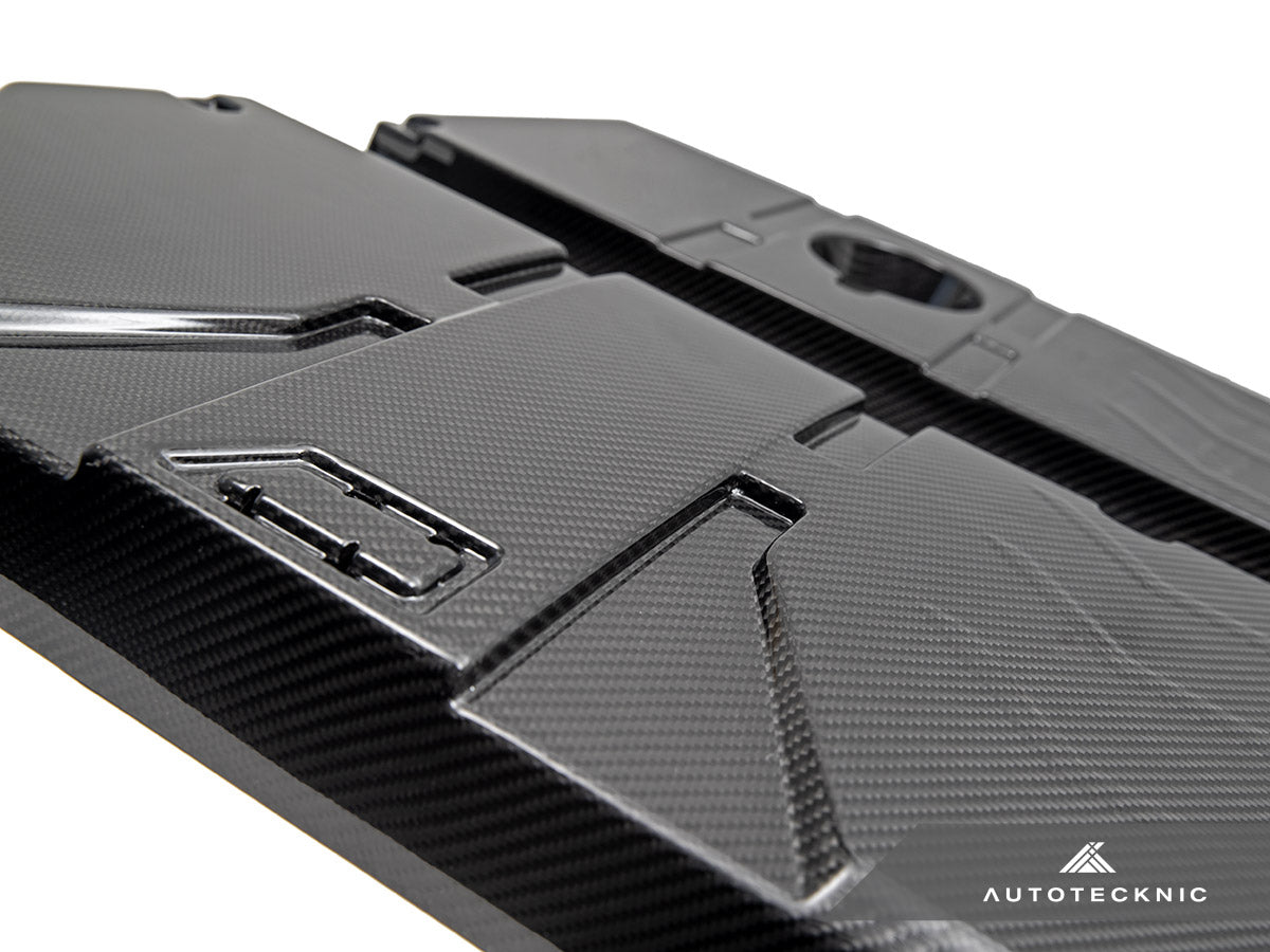 AutoTecknic Pre-Preg Carbon Engine Cover - BMW F97 X3M | F98 X4M