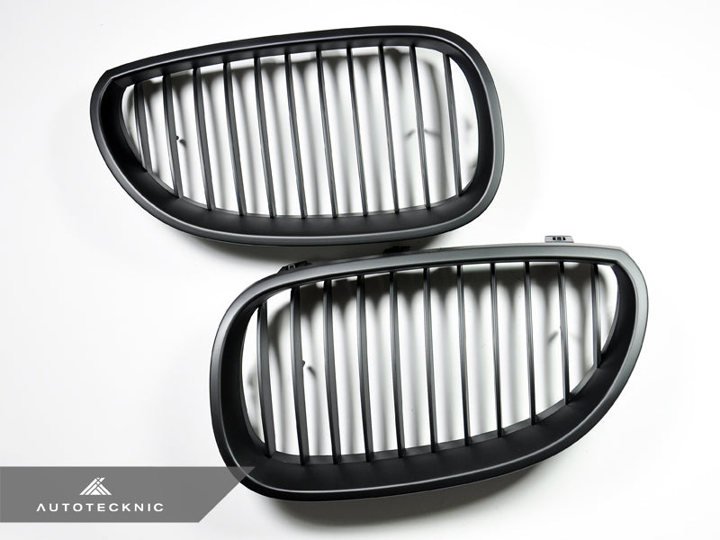 AutoTecknic Stealth Black Front Grille Set - BMW E60 5-Series | M5