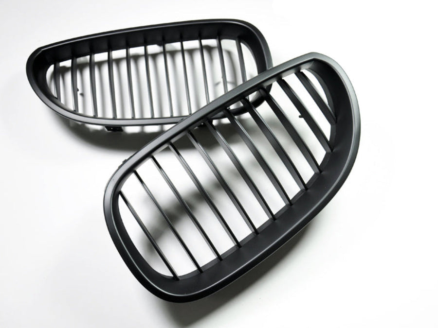 AutoTecknic Stealth Black Front Grille Set - BMW E60 5-Series | M5