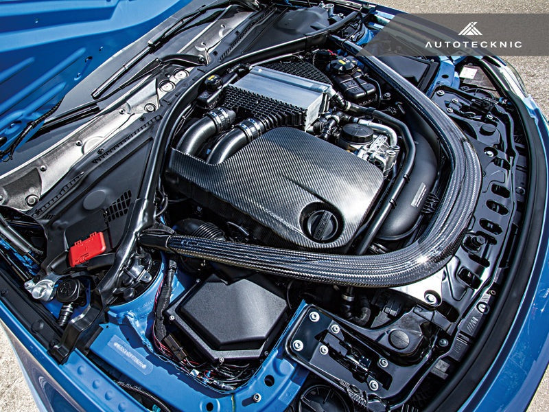 AutoTecknic Vacuumed Carbon Fiber Engine Cover - BMW F80 M3 | F82 M4