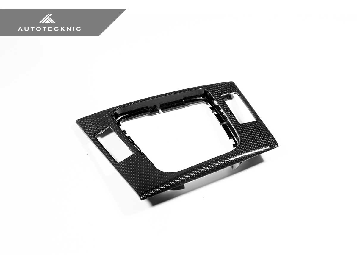 AutoTecknic Pre-Preg Carbon Fiber Center Console – BMW E46 M3 (Manual)