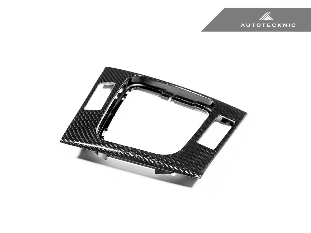 AutoTecknic Pre-Preg Carbon Fiber Center Console – BMW E46 M3 (Manual)