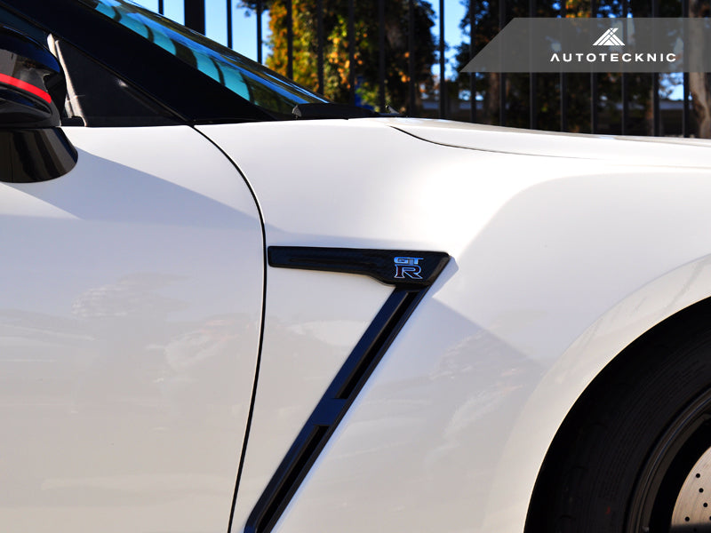 AutoTecknic Dry Carbon Fender Trims - Nissan R35 GTR 2015-Up