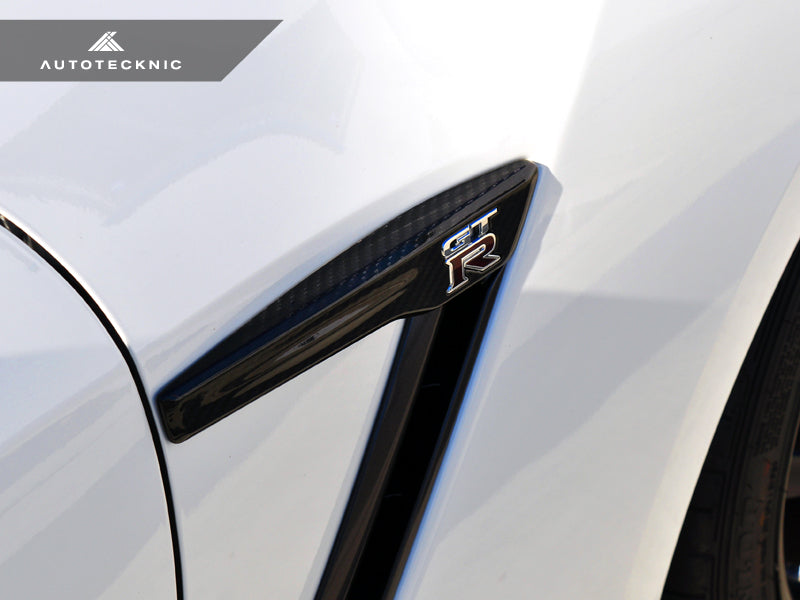 AutoTecknic Dry Carbon Fender Trims - Nissan R35 GTR 2015-Up