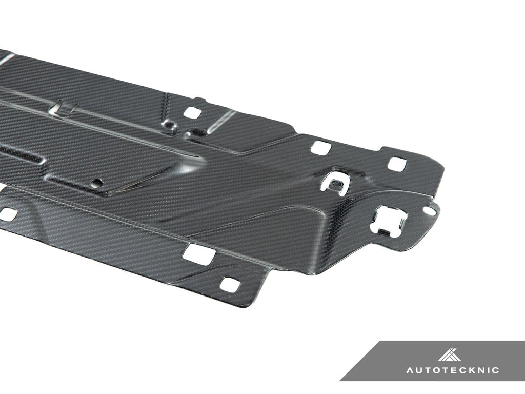 AutoTecknic Dry Carbon Fiber Cooling Shroud - BMW G20 3-Series