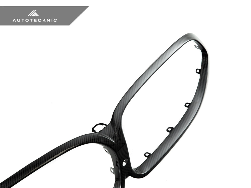 AutoTecknic Replacement Dry Carbon Grille Surround - BMW F9X M8