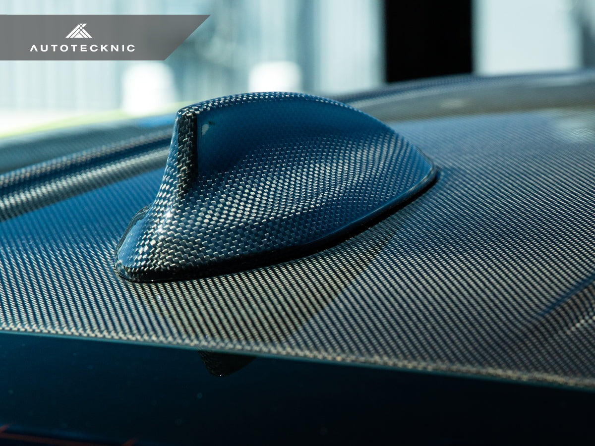 AutoTecknic Dry Carbon Roof Antenna Cover - BMW G42 2-Series