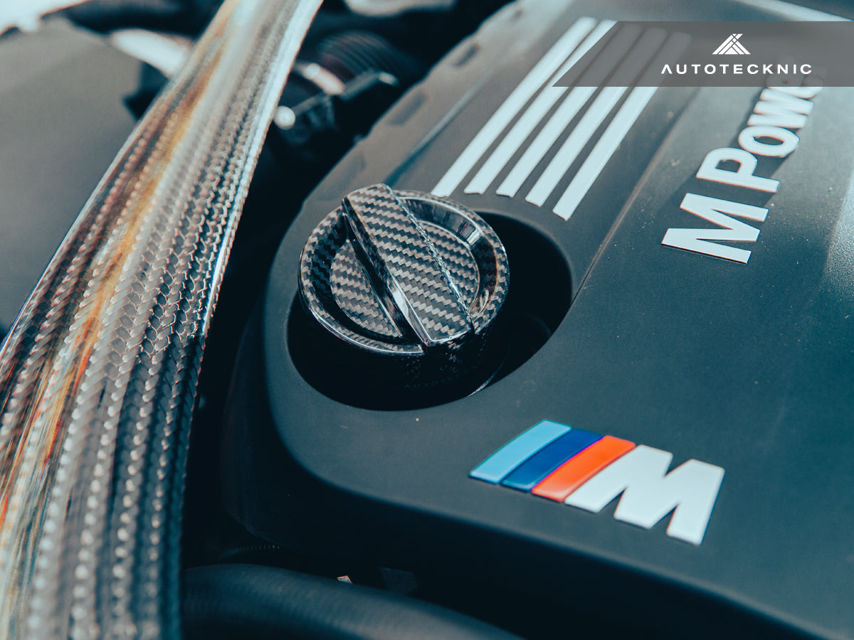 AutoTecknic Dry Carbon Competition Oil Cap Cover - BMW F10 M5