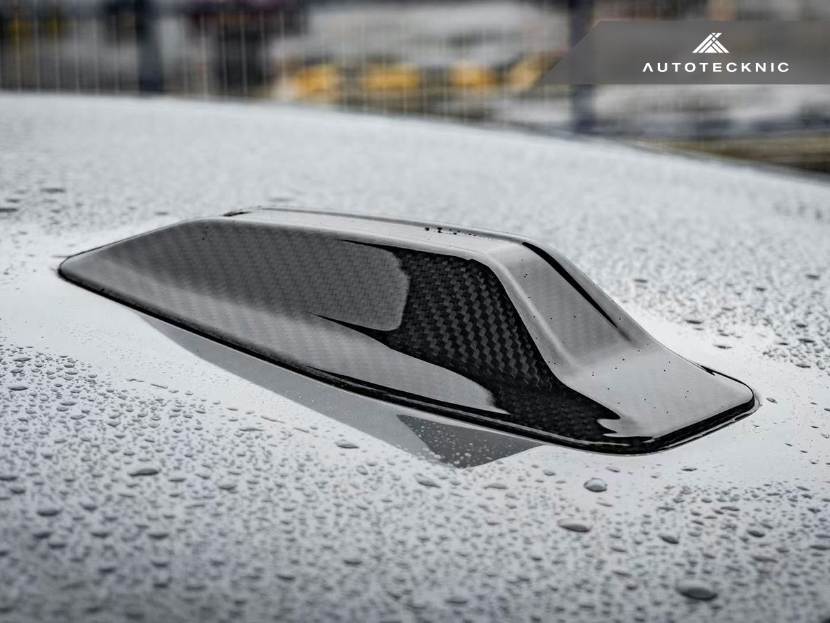 AutoTecknic Dry Carbon Roof Antenna Cover - BMW G26 4-Series Gran Coupe
