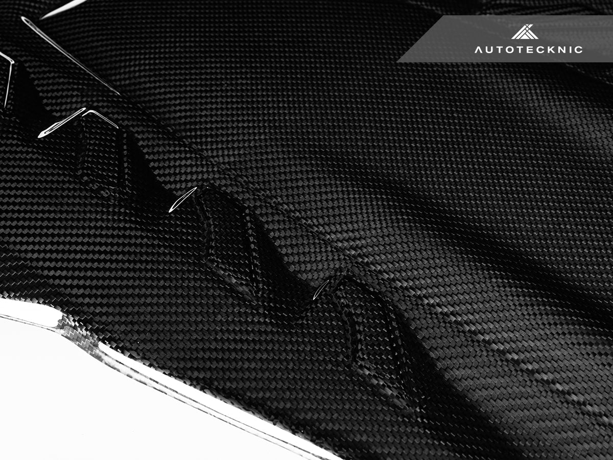 AutoTecknic Dry Carbon Engine Cover - BMW F95 X5M | F96 X6M