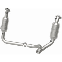 Load image into Gallery viewer, MagnaFlow Direct Fit Catalytic Converter 2006 Dodge RAM 1500 Pickup 5.7L Solid Front Axle - 49711