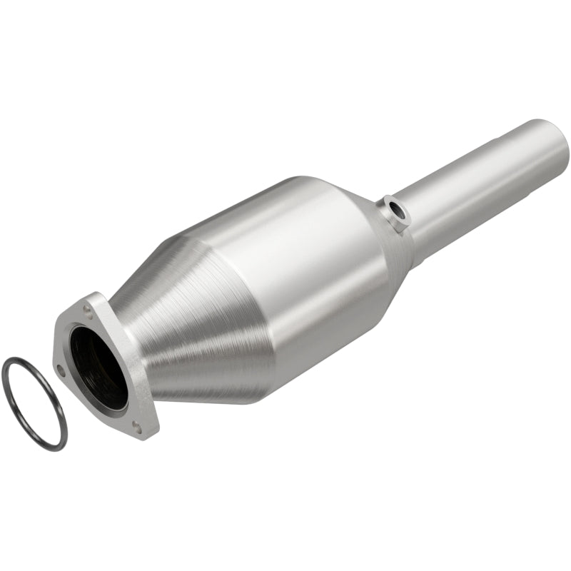 MagnaFlow 96-98 Volkswagen Golf 2.8L Direct Fit Converter - 4481957