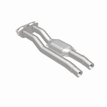 Load image into Gallery viewer, MagnaFlow Direct Fit Catalytic Converter 96-97 7.4L 3500 Truck Rear - 95471