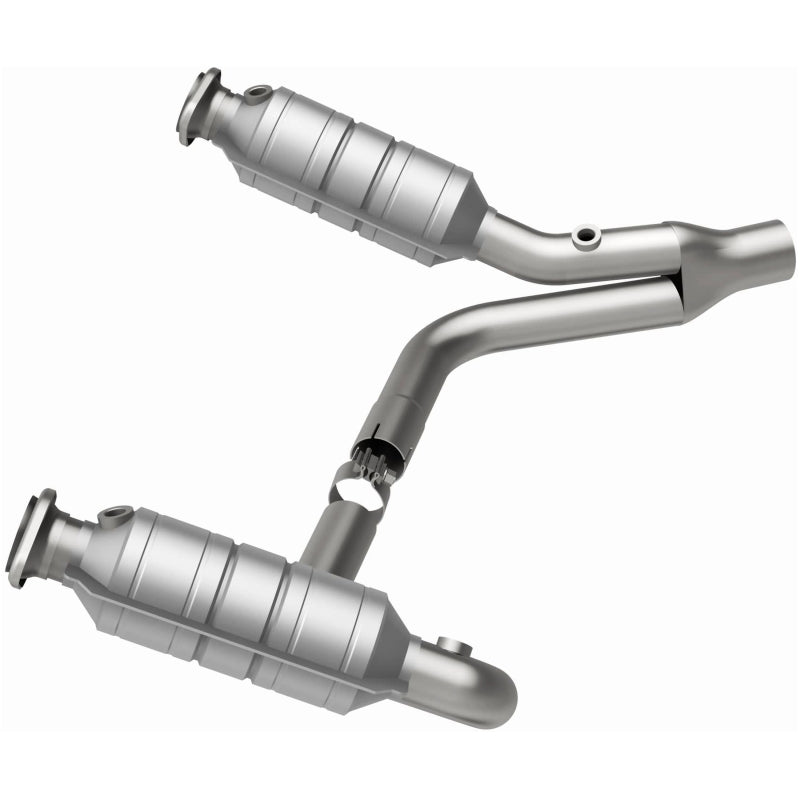 MagnaFlow Direct Fit Catalytic Converter Raider 2006 8 4.7L - 24398