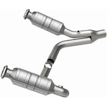 Load image into Gallery viewer, MagnaFlow Direct Fit Catalytic Converter Raider 2006 8 4.7L - 24398