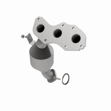 Load image into Gallery viewer, MagnaFlow Direct Fit Catalytic Converter 08-09 Toyota Highlander 3.5L - 51858