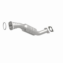 Load image into Gallery viewer, MagnaFlow Direct Fit Catalytic Converter 2008 Buick Lucerene 3.8L - 51743