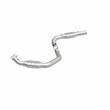 Load image into Gallery viewer, MagnaFlow Direct Fit Catalytic Converter 03-05 Express 2500 4.8L Driver Side - 51524
