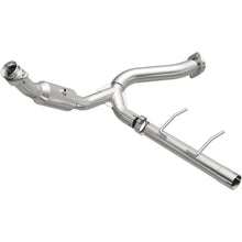 Load image into Gallery viewer, MagnaFlow Direct Fit Catalytic Converter 2007-2008 Ford Expedition/Navigator V8-5.4L - 5451500