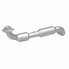Load image into Gallery viewer, MagnaFlow 03-04 Ford Expedition 5.4L Direct Fit Converter - 4583087