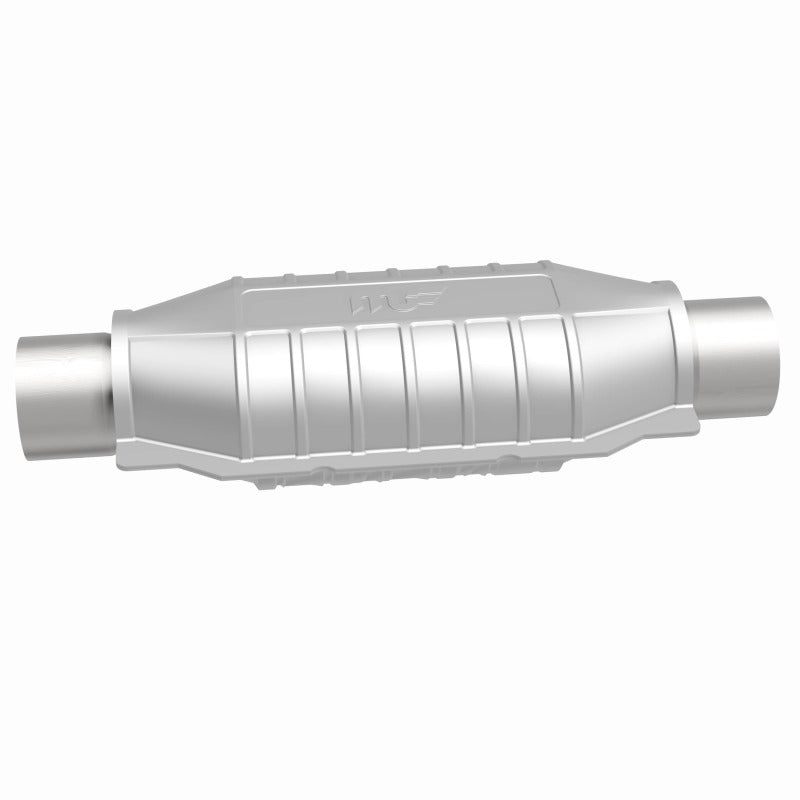 MagnaFlow Conv Univ 2.5in Inlet/Outlet Center/Center Oval 12in Body L x 6.5in W x 16in Overall L - 51006