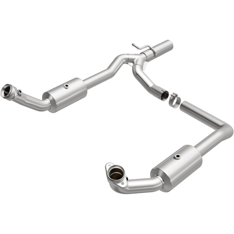 MagnaFlow 09-13 Ford E-350 Super Duty V10 6.8 OEM Underbody Direct Fit Catalytic Converter - 21-599