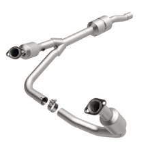 Load image into Gallery viewer, MagnaFlow Direct Fit Catalytic Converter 02-03 Ram 1500 4.7L - 458070