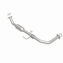 Load image into Gallery viewer, MagnaFlow Direct Fit Catalytic Converter OEM 2003-2004 Toyota Tundra Underbody - 47.125in Length - 4551404