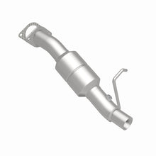 Load image into Gallery viewer, MagnaFlow Direct Fit Catalytic Converter 2007 Chevrolet Silverado 2500 HD Classic 6.0L - 5451006
